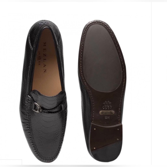 Mezlan Vesta Black Ostrich Woven Calfskin Moc Toe Bit Strap Loafers